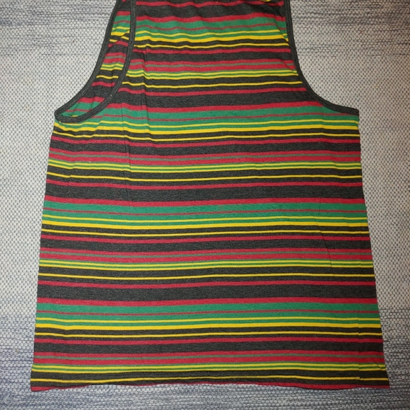 Unisex Used Bluenotes Sz XL Red Green Black Yellow Striped Long Tank Top - Picture 2 of 2
